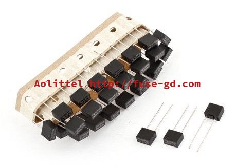 Red Phosphorus Free​ Square Pastic Slow blow Micro Fuse 100mA-6.3A 8.4x7.2x4.0mm With Voltage Rating 125V 250V 300V 350V